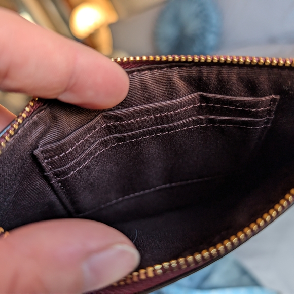 Coach Red Oxblood Burgandy Glitter Star Wristlet EUC - Picture 3 of 5